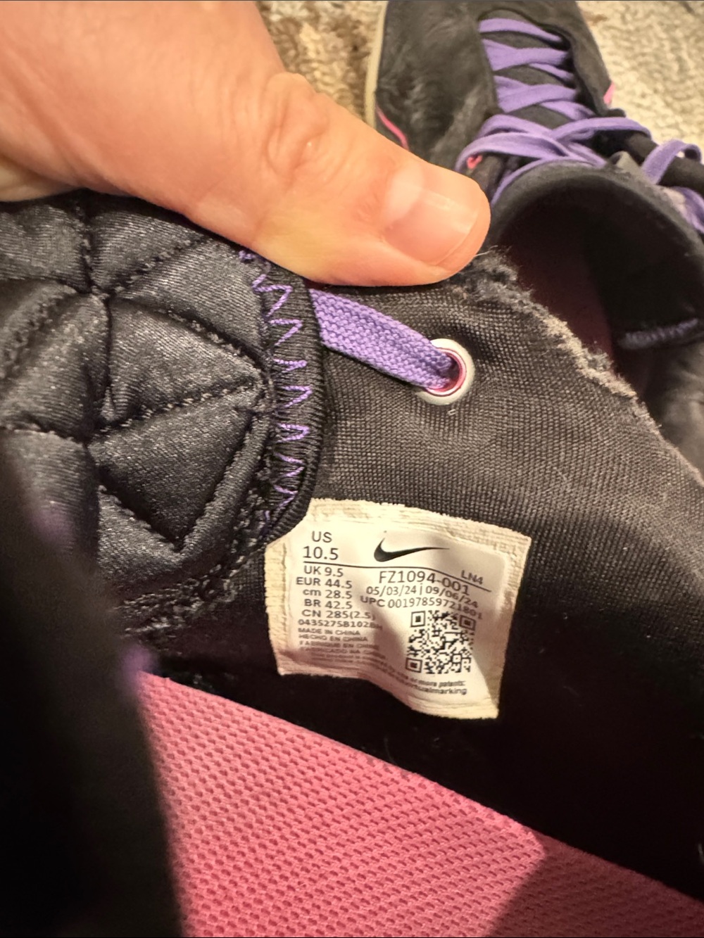 Nike LeBron XXII Basketball Sneakers - Picture 8 of 9